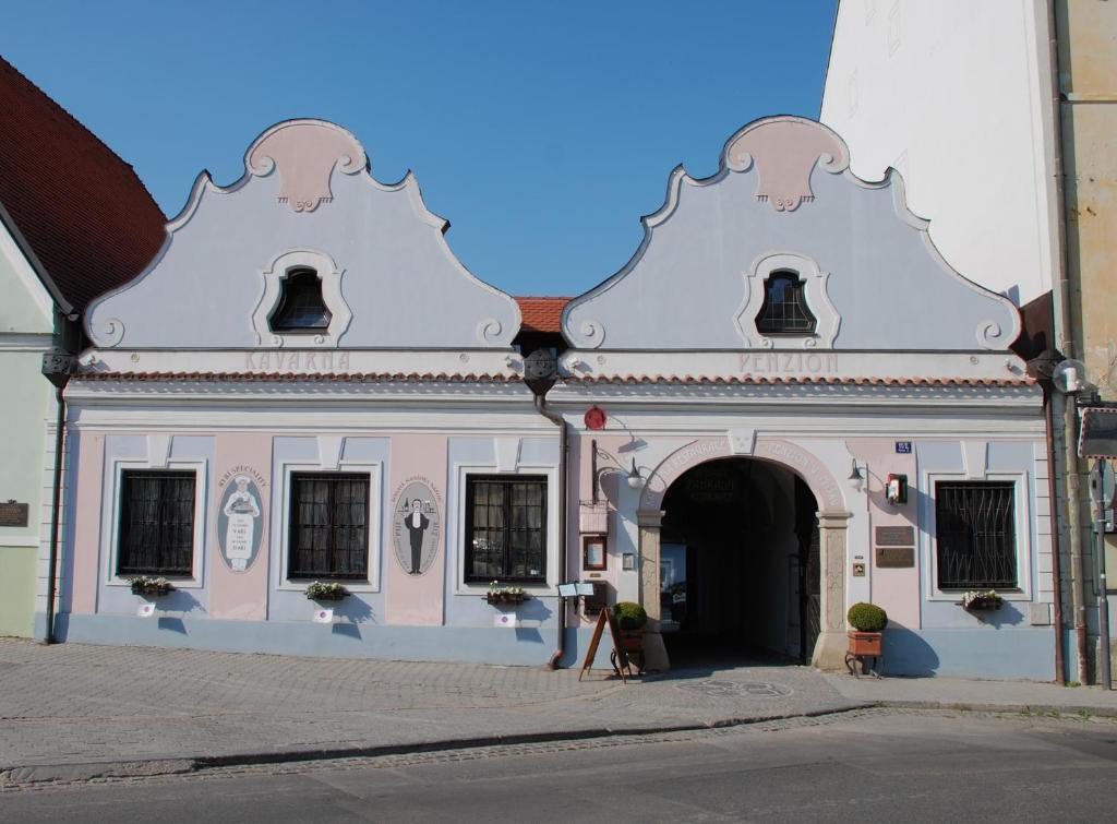 Penzion A Restaurace U Misku Trebon Exterior photo